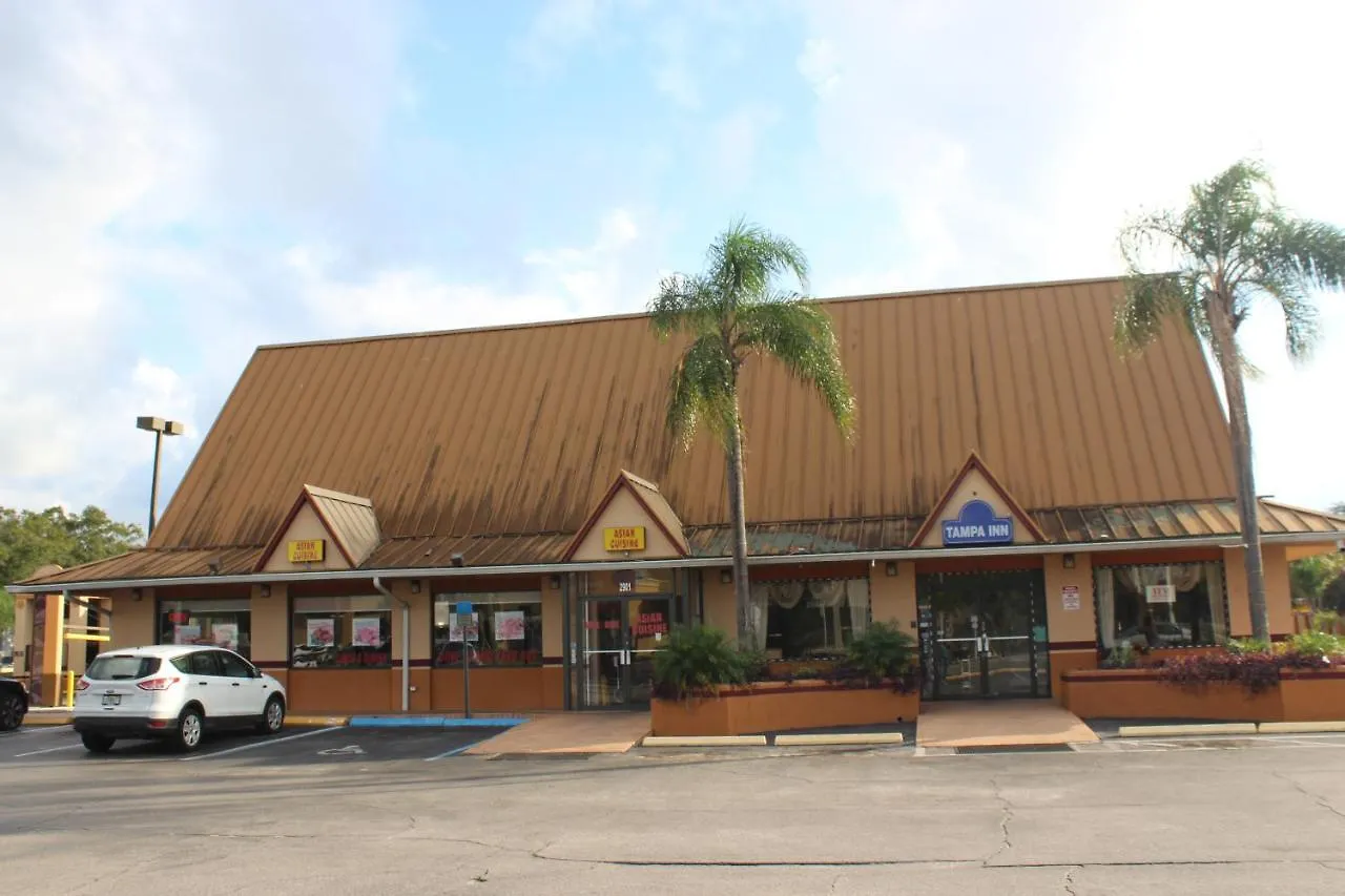 Motel Tampa Inn Near Busch Gardens