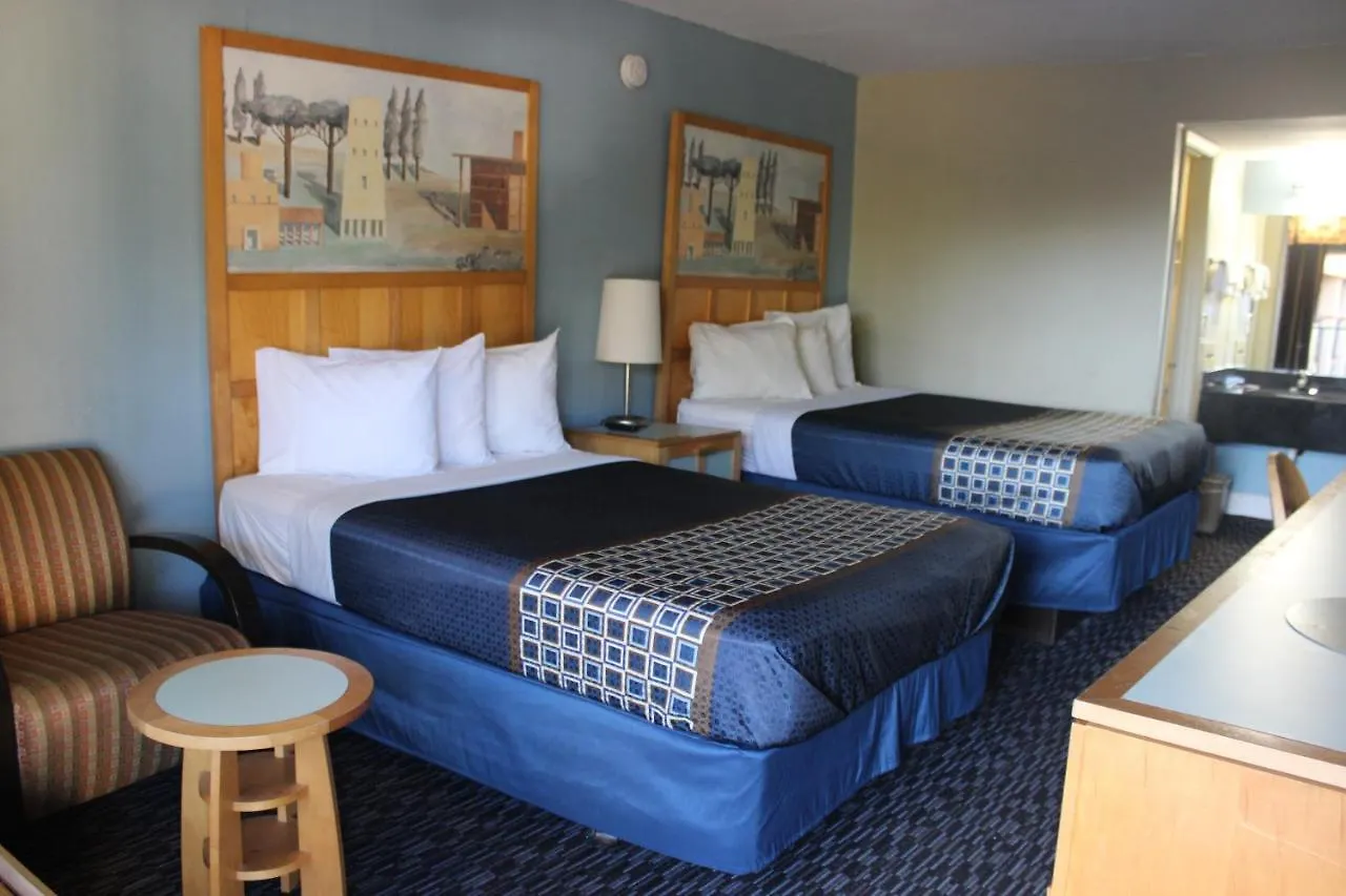Tampa Inn Near Busch Gardens 2*,  United States